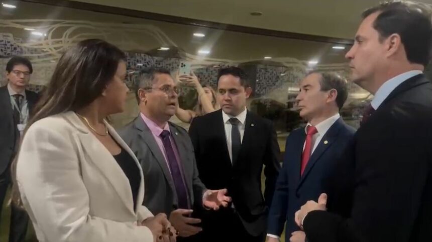 Deputados federais cobram andamento no processo de cassação do governador de Roraima em&nbsp;Brasília