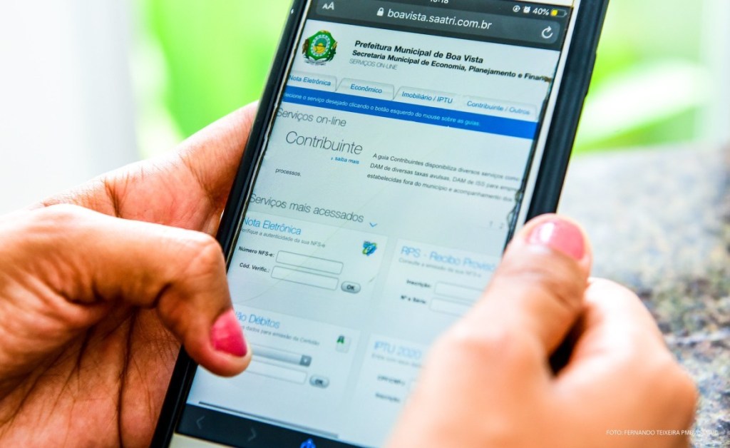 Prefeitura alerta contribuintes sobre notificações via e-mail para regularização de alvarás e outros&nbsp;serviços