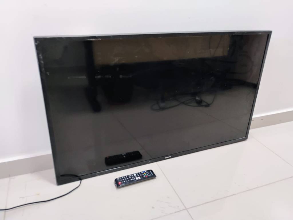 Polícia Civil pede ajuda para identificar proprietários de objetos encontrados em lanchonete no Tancredo&nbsp;Neves