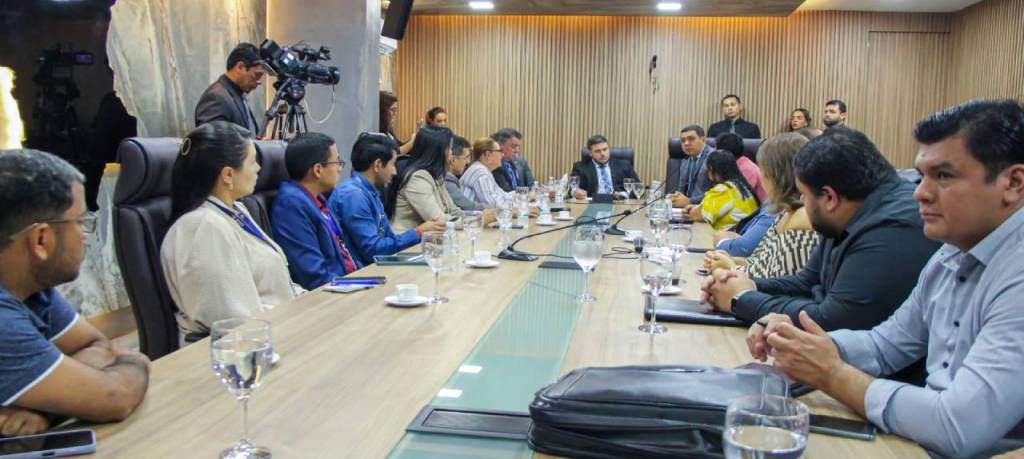 Deputados vão investigar denúncias apresentadas por pacientes&nbsp;renais