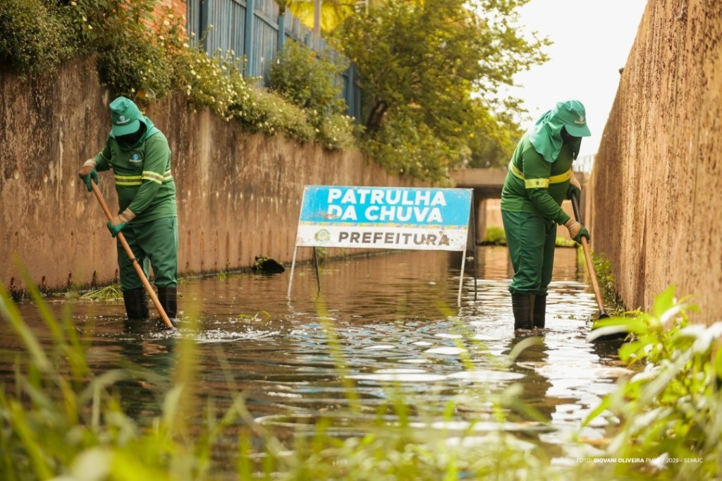Em três meses, Patrulha da Chuva retirou 480 mil toneladas de lixo de canais, valas, praias e rios em Boa&nbsp;Vista