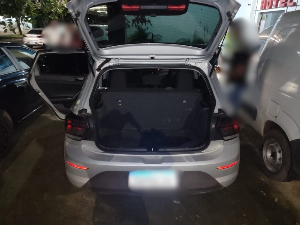 EM 24 HORAS: Polícia Civil prende dois homens acusados de praticarem uma série de furtos em veículos na&nbsp;capital