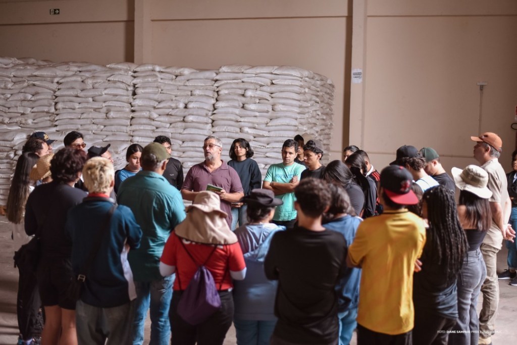 Professores e acadêmicos do Amazonas conhecem práticas e tecnologias inovadoras no setor agrícola de Boa&nbsp;Vista