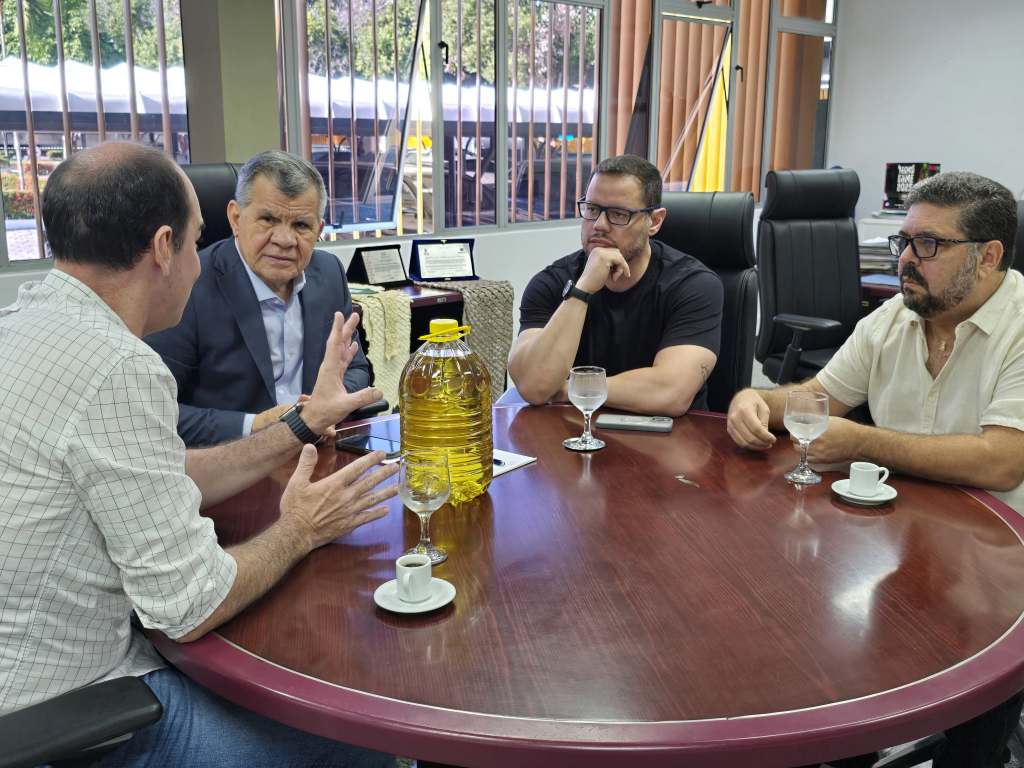 Suframa recebe Serra Verde para apresentação de novo produto refinado fabricado em Roraima 