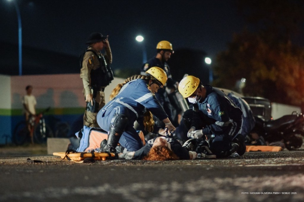 Simulação de acidente alerta população sobre impactos da imprudência no&nbsp;trânsito