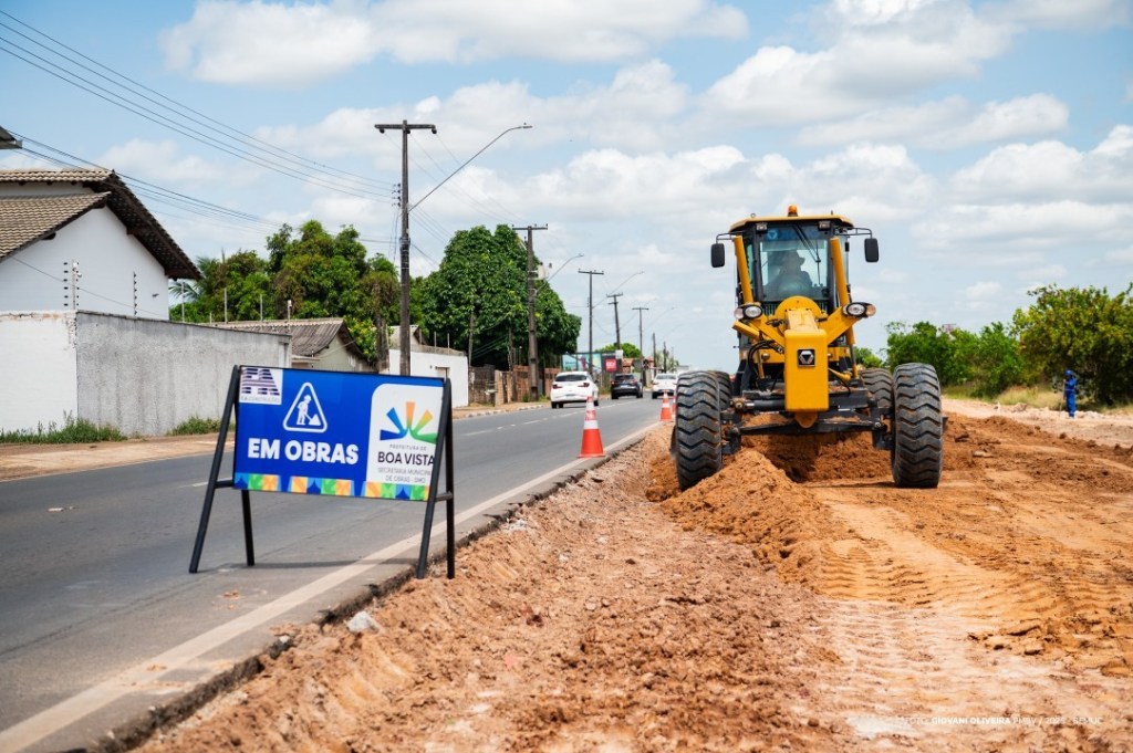 AVENIDA VENEZUELA – Obras de duplicação no Jardim Floresta recebem serviços de&nbsp;terraplanagem