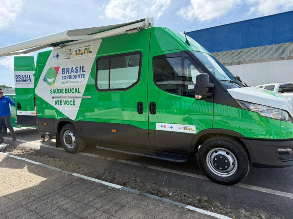 Pacaraima recebe odontomóvel viabilizado pelo deputado Zé Haroldo&nbsp;Cathedral