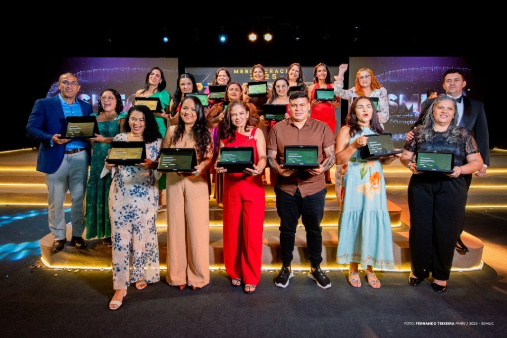Prêmio Meritocracia 2025 reconhece dedicação de professores da Rede Municipal de&nbsp;Ensino