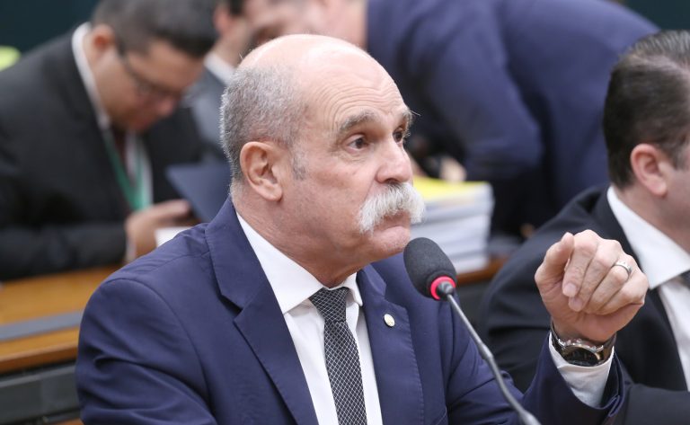 Projeto proíbe fiança para quem for preso a partir do terceiro inquérito&nbsp;policial