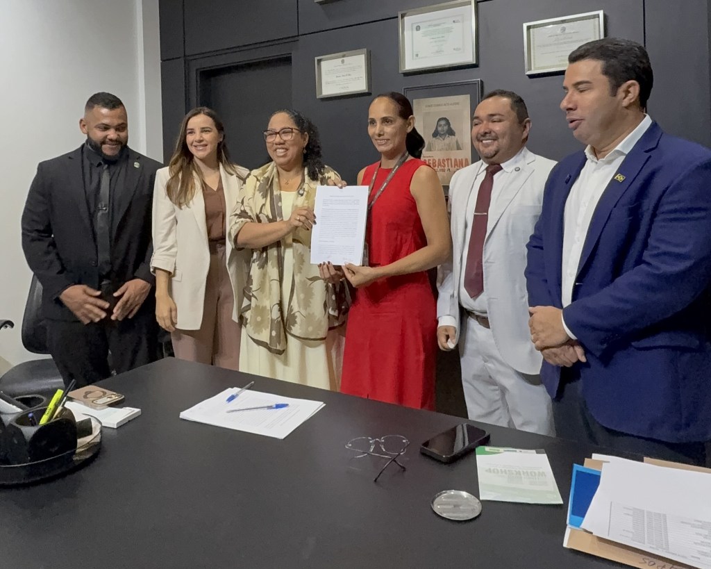 Instituto A Moda É Viver e CMBV firmam parceria para implantar Banco Vermelho em&nbsp;Roraima