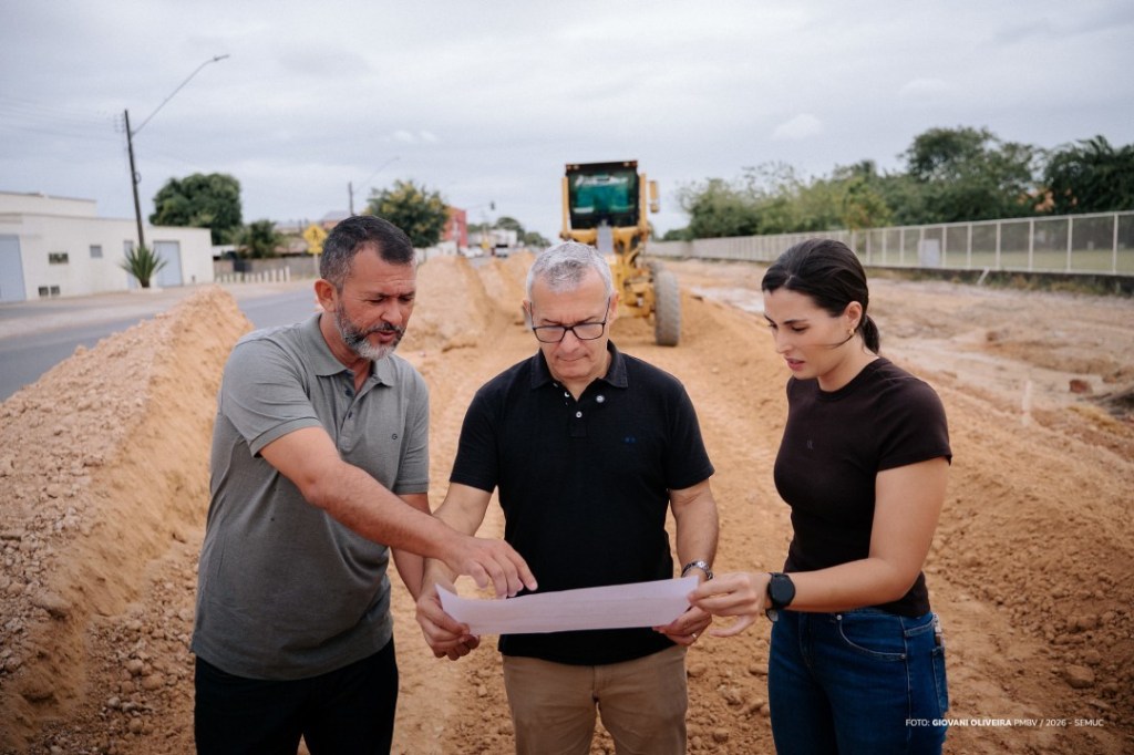 Prefeito Marcelo Zeitoune acompanha obra de duplicação da Av. Venezuela