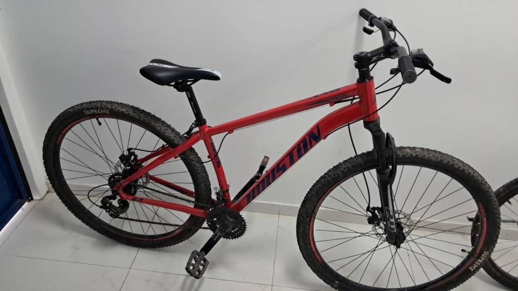 Polícia Civil solicita comparecimento de proprietários de bicicletas apreendidas em ação no bairro&nbsp;Liberdade