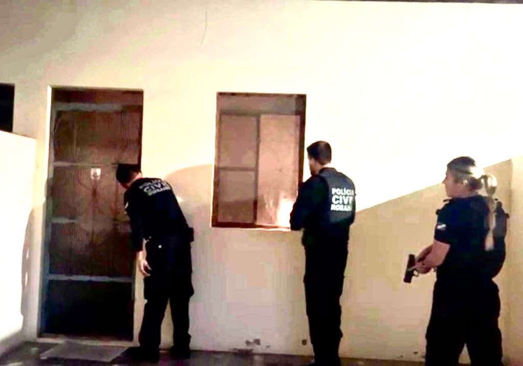Polícia Civil cumpre mandado de busca e apreensão contra servidor público investigado por estupro de vulnerável e exploração sexual de adolescente
