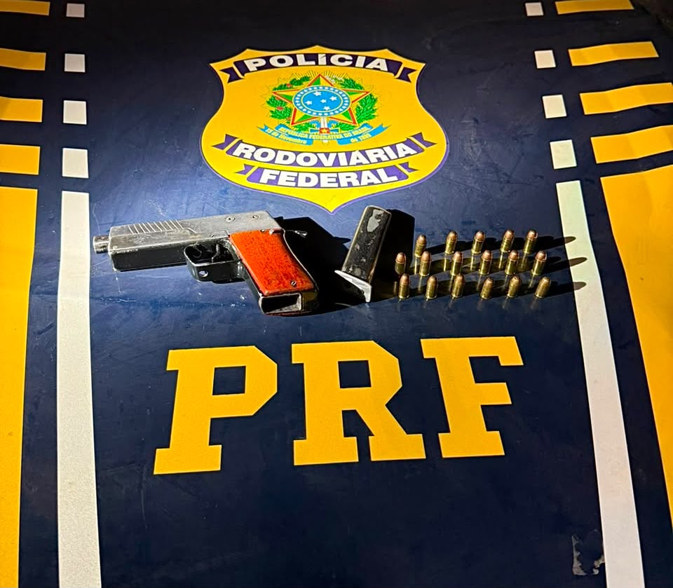 PRF aprende arma de fogo, munições e entorpecentes em&nbsp;Mucajai-RR