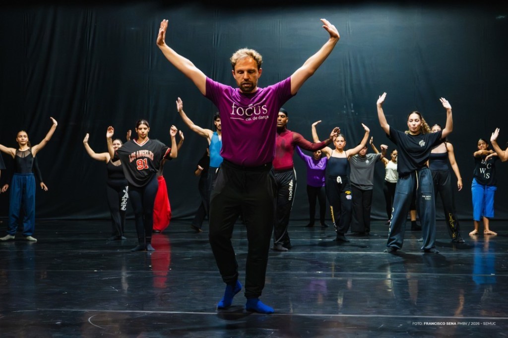 MORMAÇO 2026 – Bailarinos de Boa Vista aprendem técnicas de dança contemporânea no Teatro&nbsp;Municipal